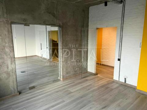 комерційна за адресою Василя Тютюнника вул. (Анрі Барбюса), 37/1