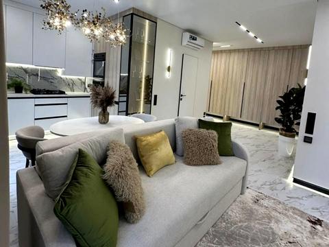 квартира по адресу 24 Августа ул., 1