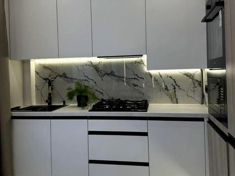 квартира по адресу 24 Августа ул., 1