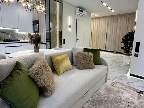 квартира по адресу 24 Августа ул., 1