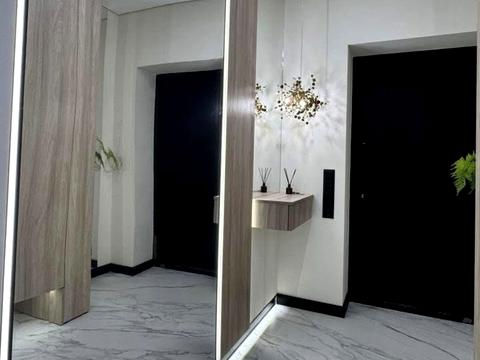 квартира по адресу 24 Августа ул., 1