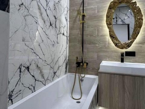 квартира по адресу 24 Августа ул., 1