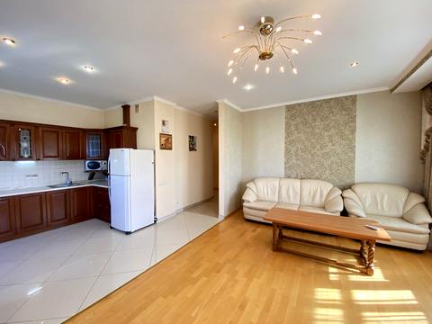 квартира за адресою Івана Дяченка вул., 20Б