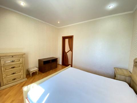 квартира за адресою Івана Дяченка вул., 20Б