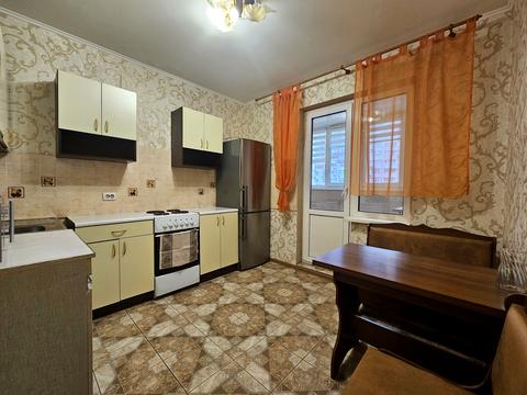 квартира по адресу Софии Русовой ул., 1