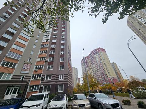 квартира по адресу Софии Русовой ул., 1