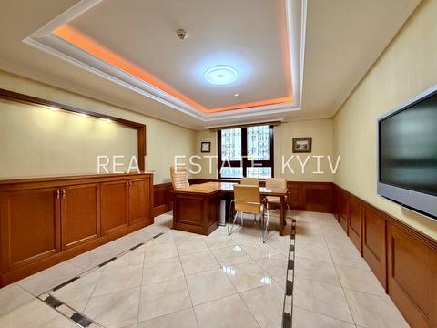 комерційна за адресою Шота Руставелі вул., 44