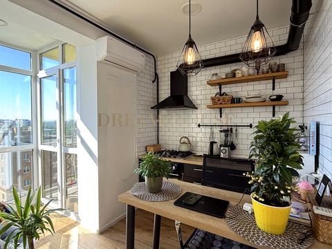 квартира за адресою Українська вул., 83