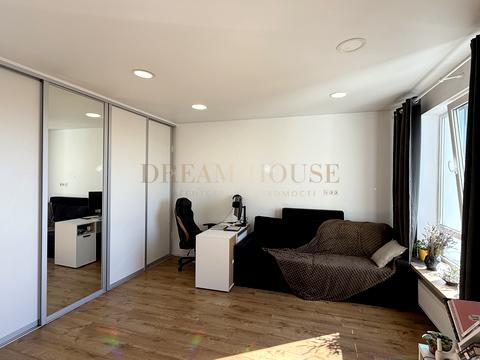 квартира за адресою Українська вул., 83