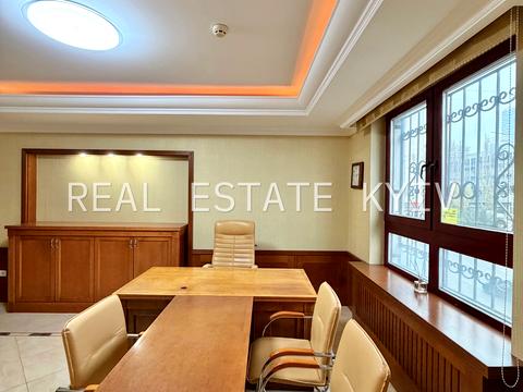 комерційна за адресою Шота Руставелі вул., 44