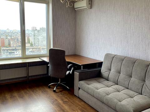 квартира за адресою Богатирська вул., 6-А