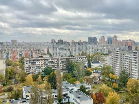 квартира за адресою Богатирська вул., 6-А