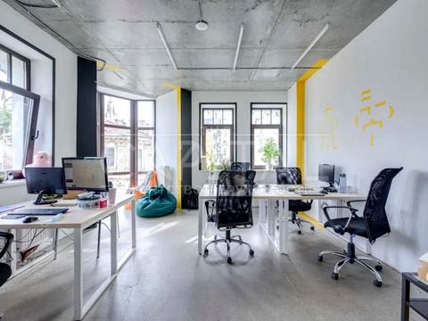 комерційна за адресою Воздвиженська вул., 51