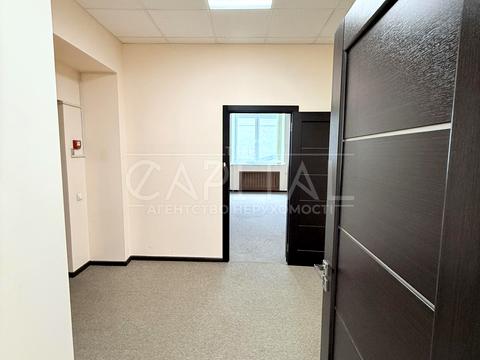 комерційна за адресою Хрещатик вул. (Kreschatic), 5-Б