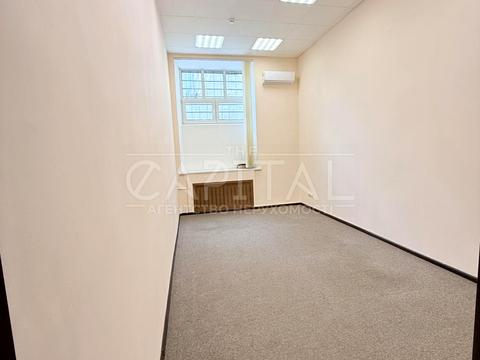 комерційна за адресою Хрещатик вул. (Kreschatic), 5-Б