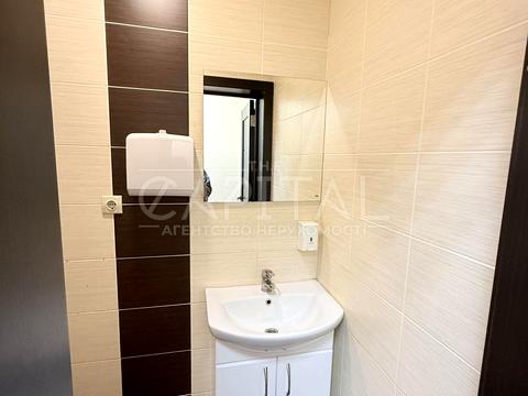 комерційна за адресою Хрещатик вул. (Kreschatic), 5-Б