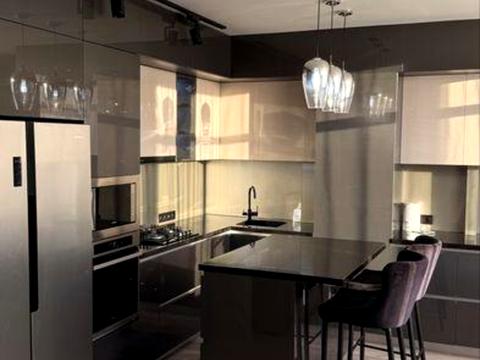 квартира по адресу Юнатская ул., 6