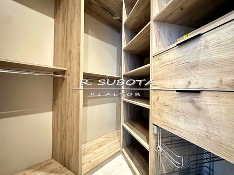 квартира за адресою Сергія Подолинського вул. (Благоєва), 31