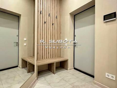 квартира за адресою Сергія Подолинського вул. (Благоєва), 31