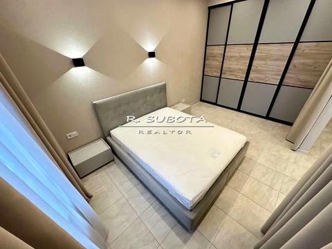 квартира за адресою Сергія Подолинського вул. (Благоєва), 31