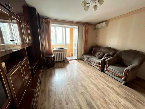 квартира за адресою Академіка Корольова вул., 118