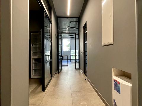 комерційна за адресою Київ, Василя Тютюнника вул. (Анрі Барбюса), 28-А