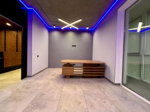 комерційна за адресою Київ, Василя Тютюнника вул. (Анрі Барбюса), 28-А