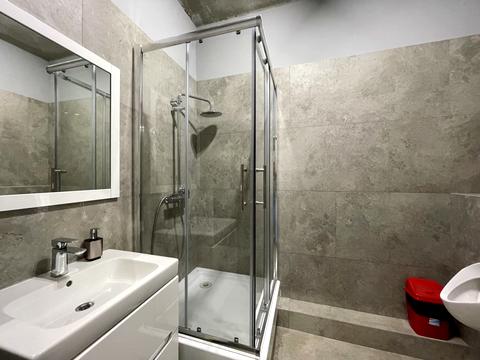 комерційна за адресою Київ, Василя Тютюнника вул. (Анрі Барбюса), 28-А