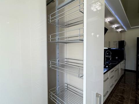 квартира по адресу Владимира Ивасюка ул., 76а