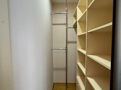 квартира по адресу Владимира Ивасюка ул., 76а