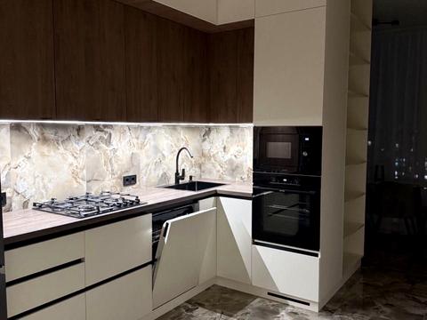 квартира по адресу Свободы ул., 5