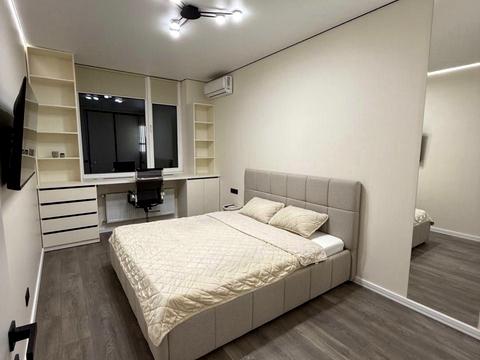 квартира по адресу Свободы ул., 5