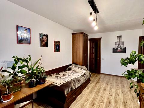 квартира за адресою Протасевича вул., 2