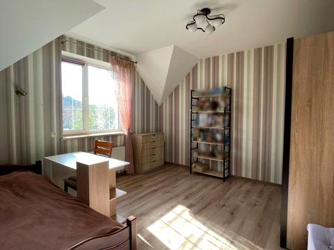 будинок за адресою Руденка вул.