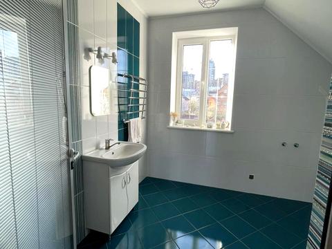 будинок за адресою Руденка вул.