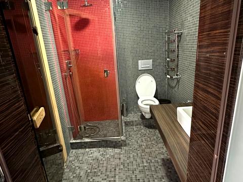 будинок за адресою Богатирська вул., 10