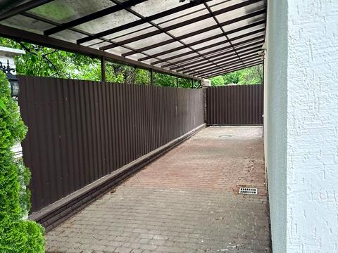 будинок за адресою Богатирська вул., 10