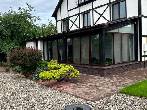 будинок за адресою Богатирська вул., 10