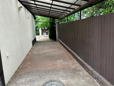 будинок за адресою Богатирська вул., 10