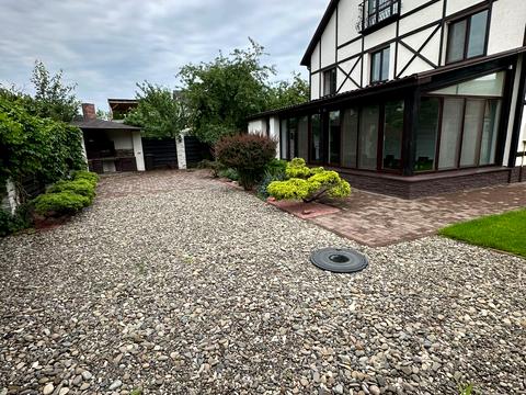 будинок за адресою Богатирська вул., 10