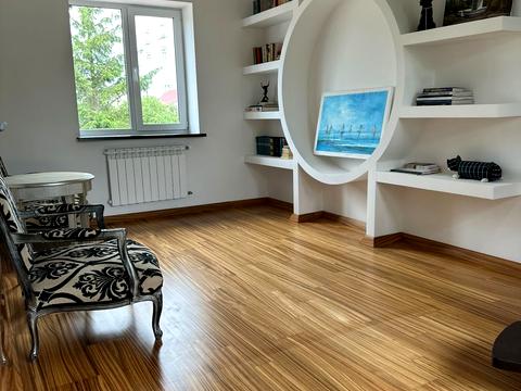 будинок за адресою Богатирська вул., 10