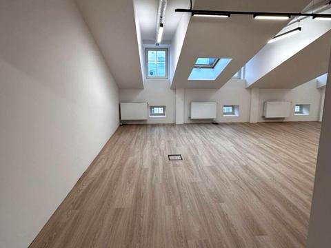 комерційна за адресою Івана Григоровича вул., 8