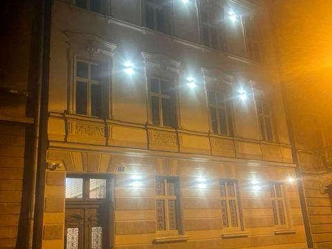 комерційна за адресою Івана Григоровича вул., 8