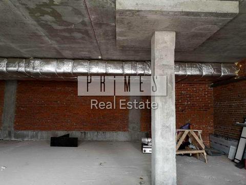 комерційна за адресою Дніпровська набережна вул., 14