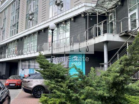 комерційна за адресою Оболонська набережна вул., 1, к2