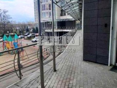 комерційна за адресою Оболонська набережна вул., 1, к2