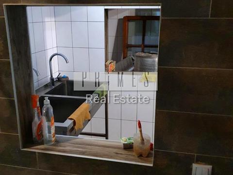 комерційна за адресою Софіївська вул., 12