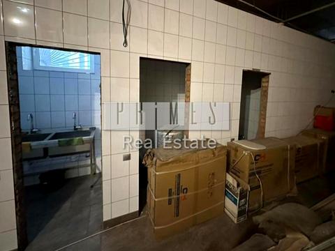 комерційна за адресою Софіївська вул., 12