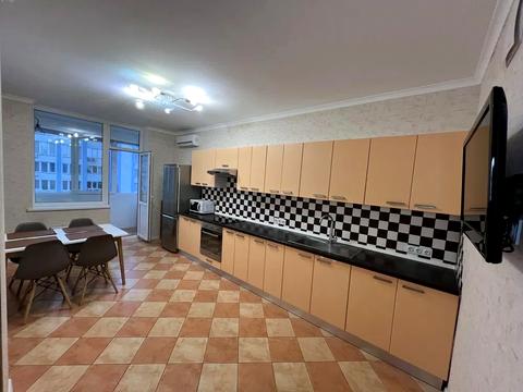 квартира за адресою Дніпровська набережна вул., 26-Б