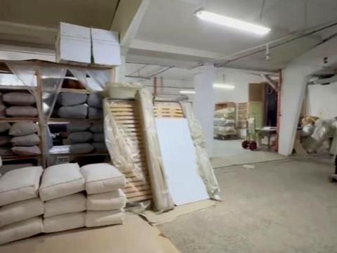 комерційна за адресою Лопатинського, 141